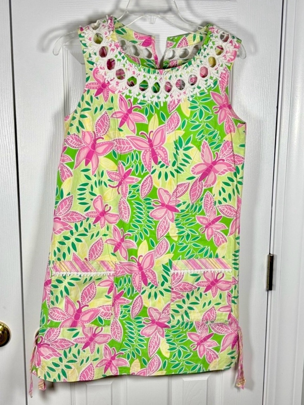 Lilly Pulitzer Butterfly Shift Dress Floral Pink Green Lace Neckline Size 6